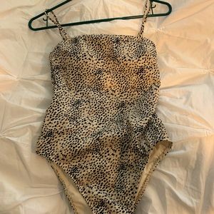 NWT Hollister one-piece Ribbed Swimsuit